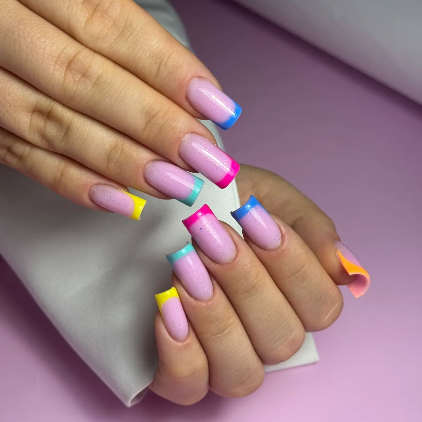 Manicure żelowy